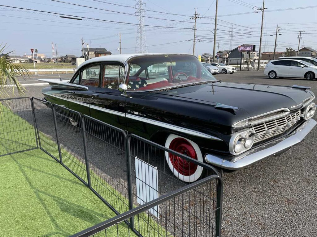 V8cafeに置いてある車